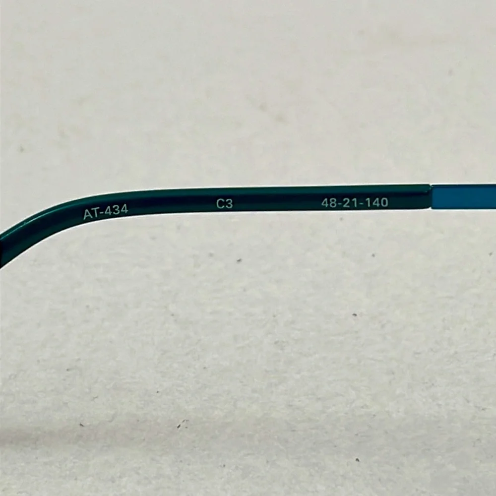 New in box Aidan Thomas Eyeglasses frame AT434 C3 48–21–140